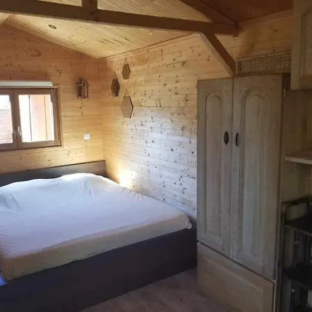 Luxury tent La Tiny-house Et La Roulotte Des Sables Le Porge